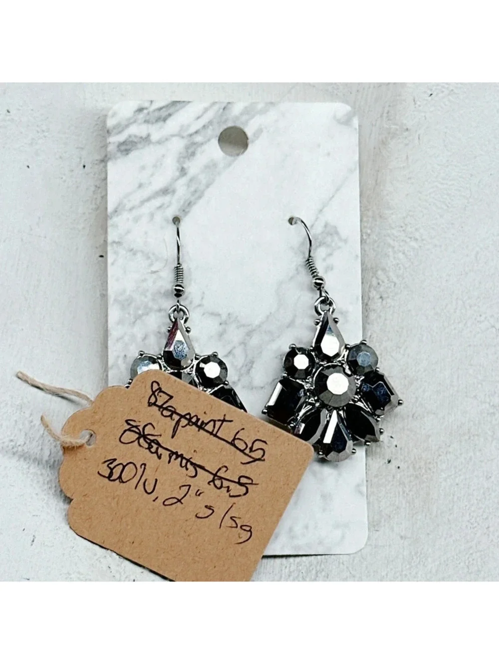 3201. Silvertone Bling Earrings